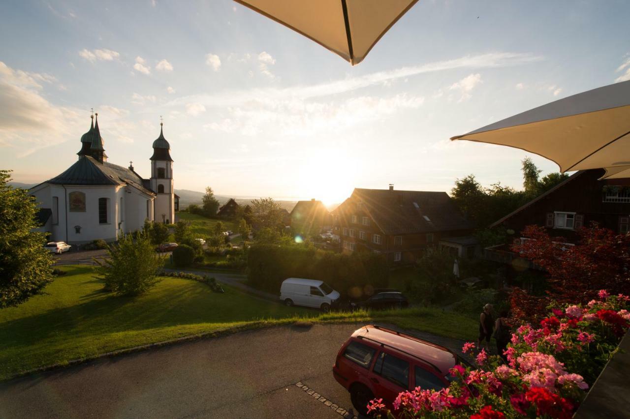 Gasthof Kreuz Bildstein المظهر الخارجي الصورة